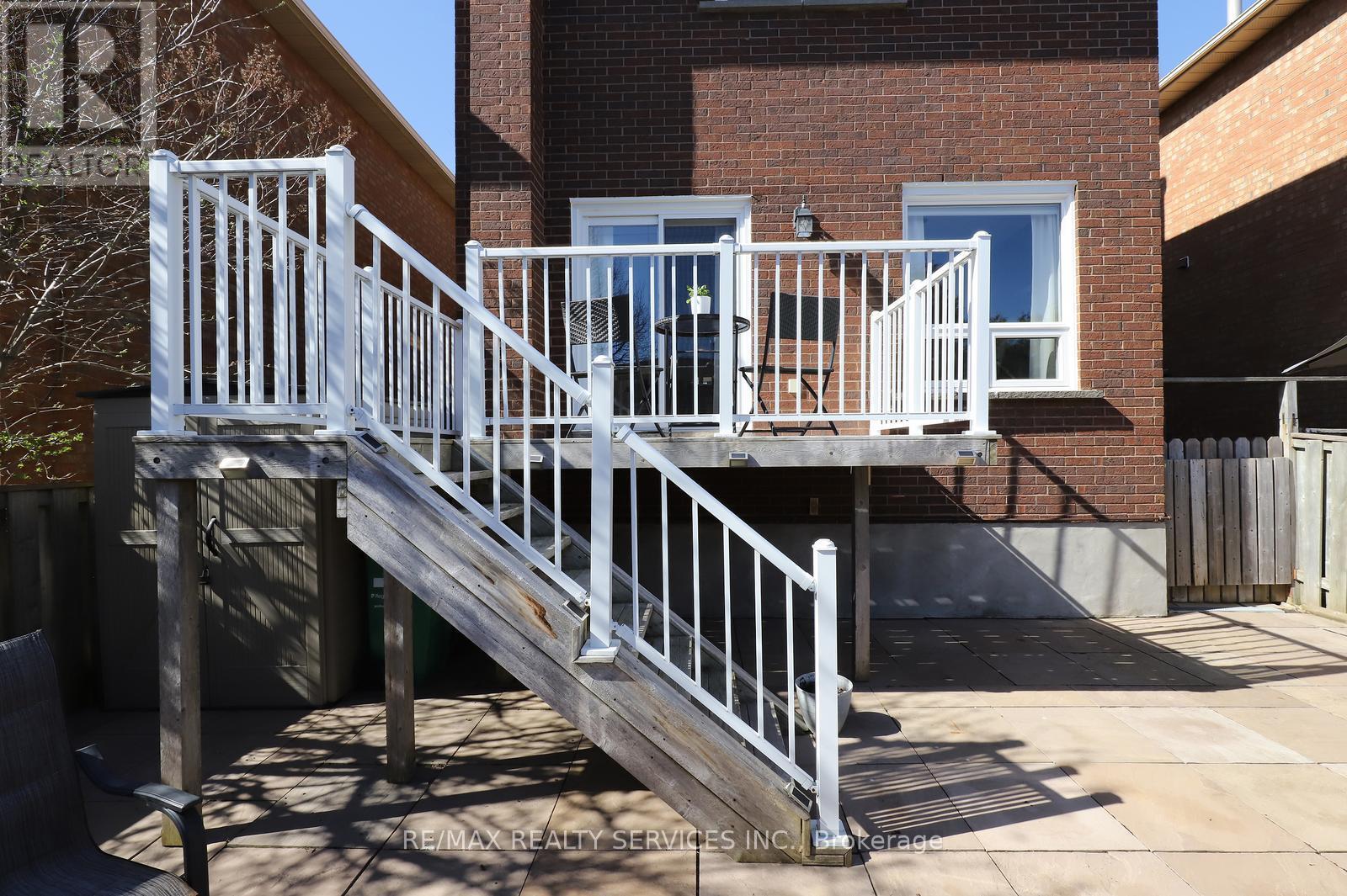 21 Shenstone Avenue, Brampton, Ontario  L6Z 2Y9 - Photo 46 - W13051514