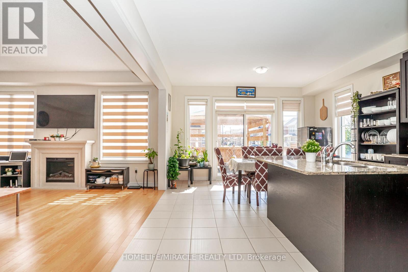 57 Brent Stephens Way, Brampton, Ontario  L7A 5B5 - Photo 10 - W13051522