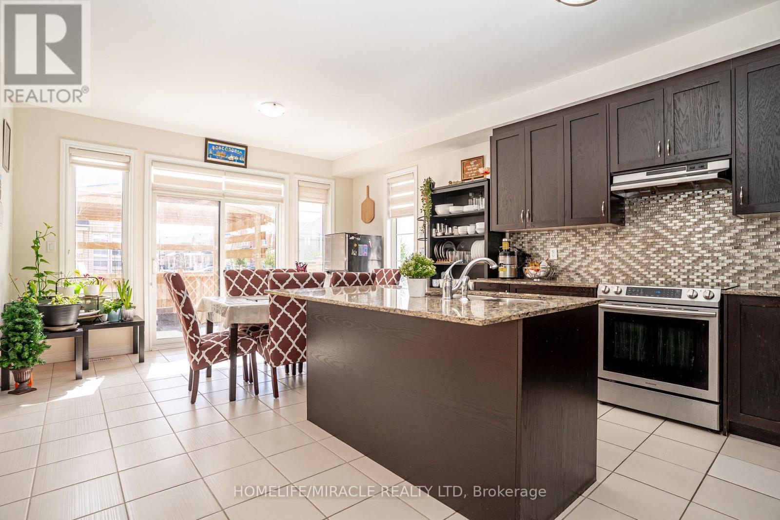 57 Brent Stephens Way, Brampton, Ontario  L7A 5B5 - Photo 11 - W13051522