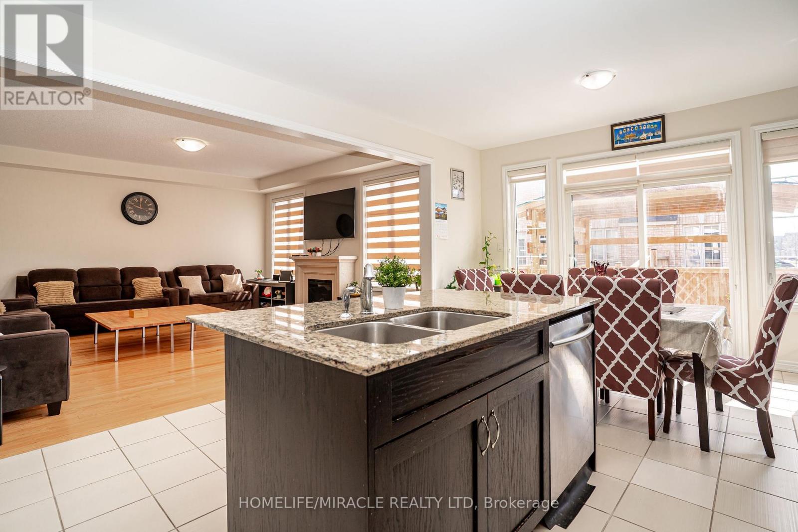 57 Brent Stephens Way, Brampton, Ontario  L7A 5B5 - Photo 14 - W13051522