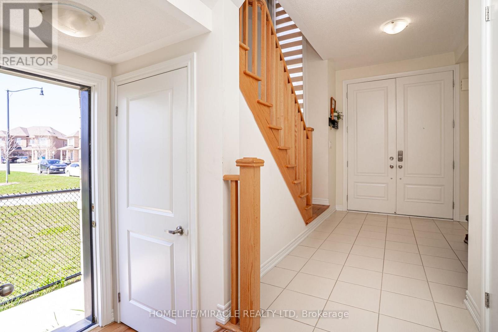 57 Brent Stephens Way, Brampton, Ontario  L7A 5B5 - Photo 6 - W13051522