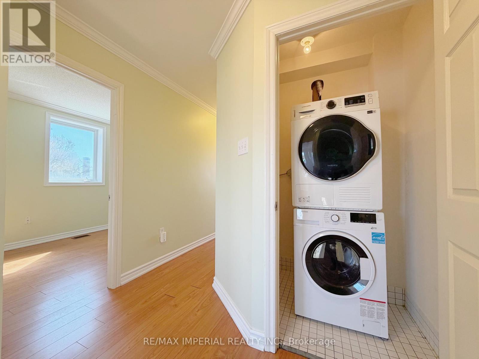 621a The Queensway, Toronto, Ontario  M8Y 1K4 - Photo 15 - W13051532