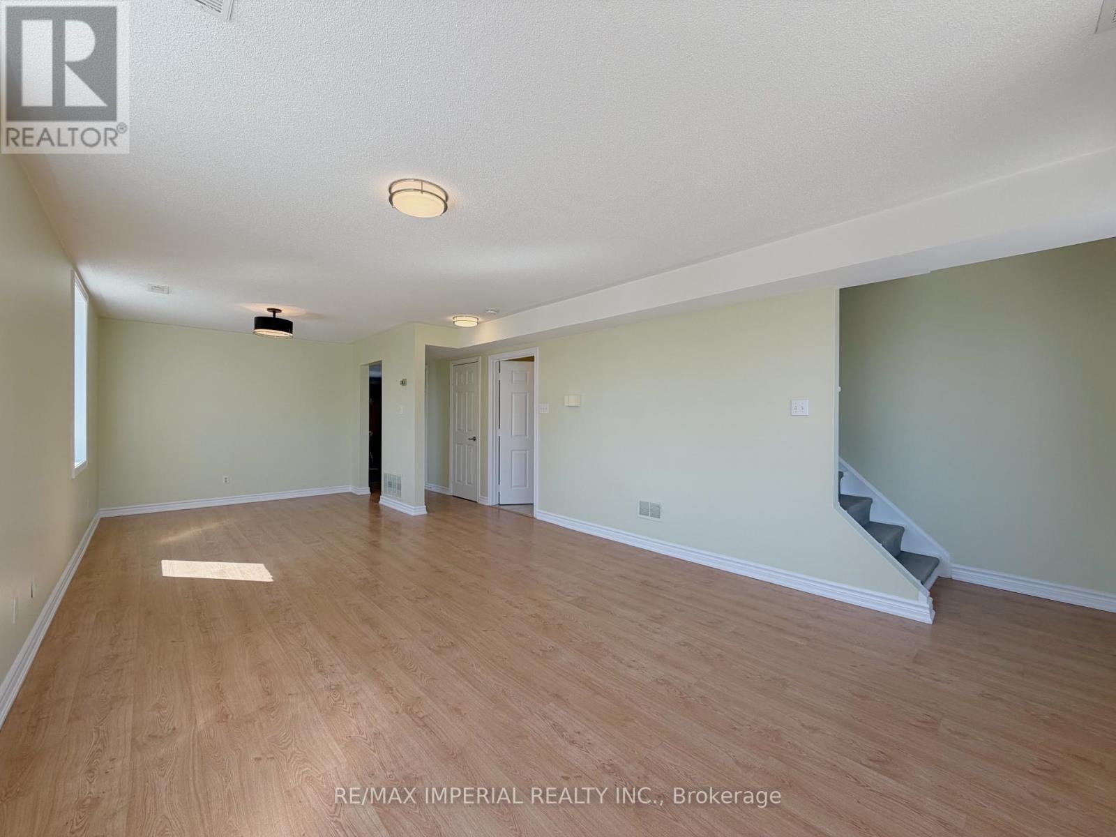 621a The Queensway, Toronto, Ontario  M8Y 1K4 - Photo 5 - W13051532