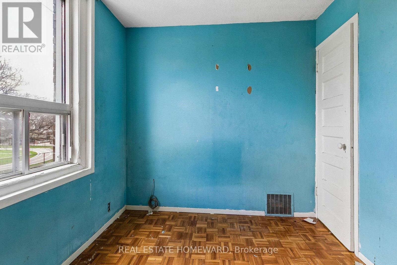 98 Via Italia, Toronto, Ontario  M6H 3R8 - Photo 13 - W13051534