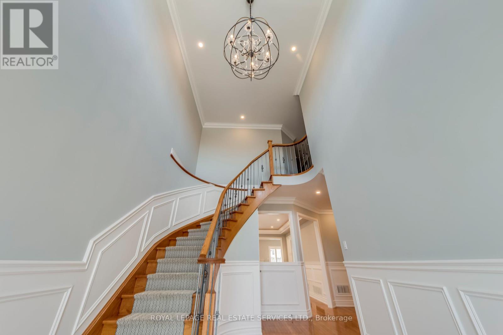 2488 Palmerston Road, Oakville, Ontario  L6H 7L6 - Photo 4 - W13051556