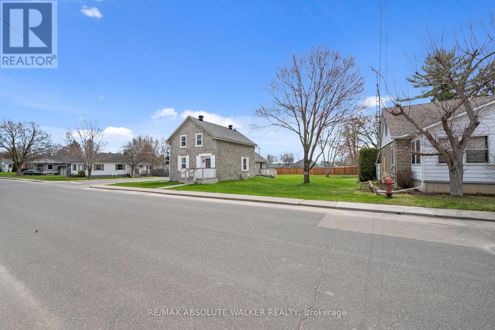 297 Park Street E, Prescott, Ontario  K0E 1T0 - Photo 7 - X13051622