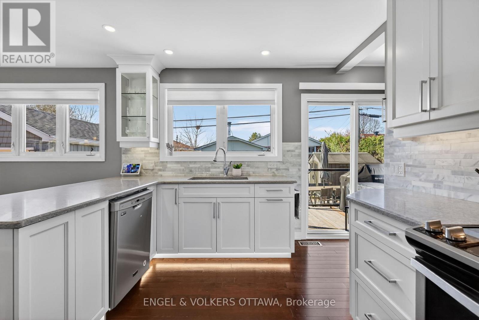 754 Cork Street, Ottawa, Ontario  K1G 1X9 - Photo 18 - X13051728