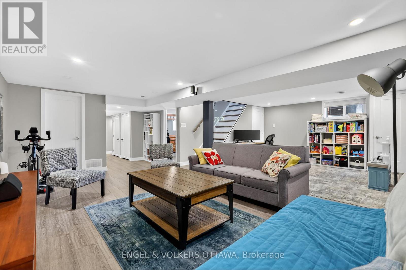 754 Cork Street, Ottawa, Ontario  K1G 1X9 - Photo 28 - X13051728