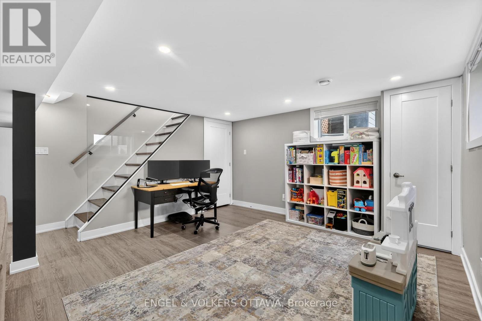 754 Cork Street, Ottawa, Ontario  K1G 1X9 - Photo 30 - X13051728