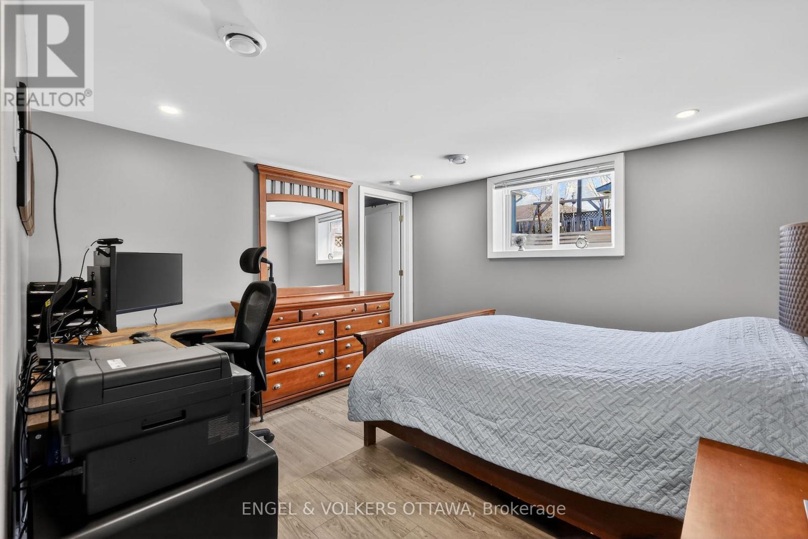 754 Cork Street, Ottawa, Ontario  K1G 1X9 - Photo 31 - X13051728