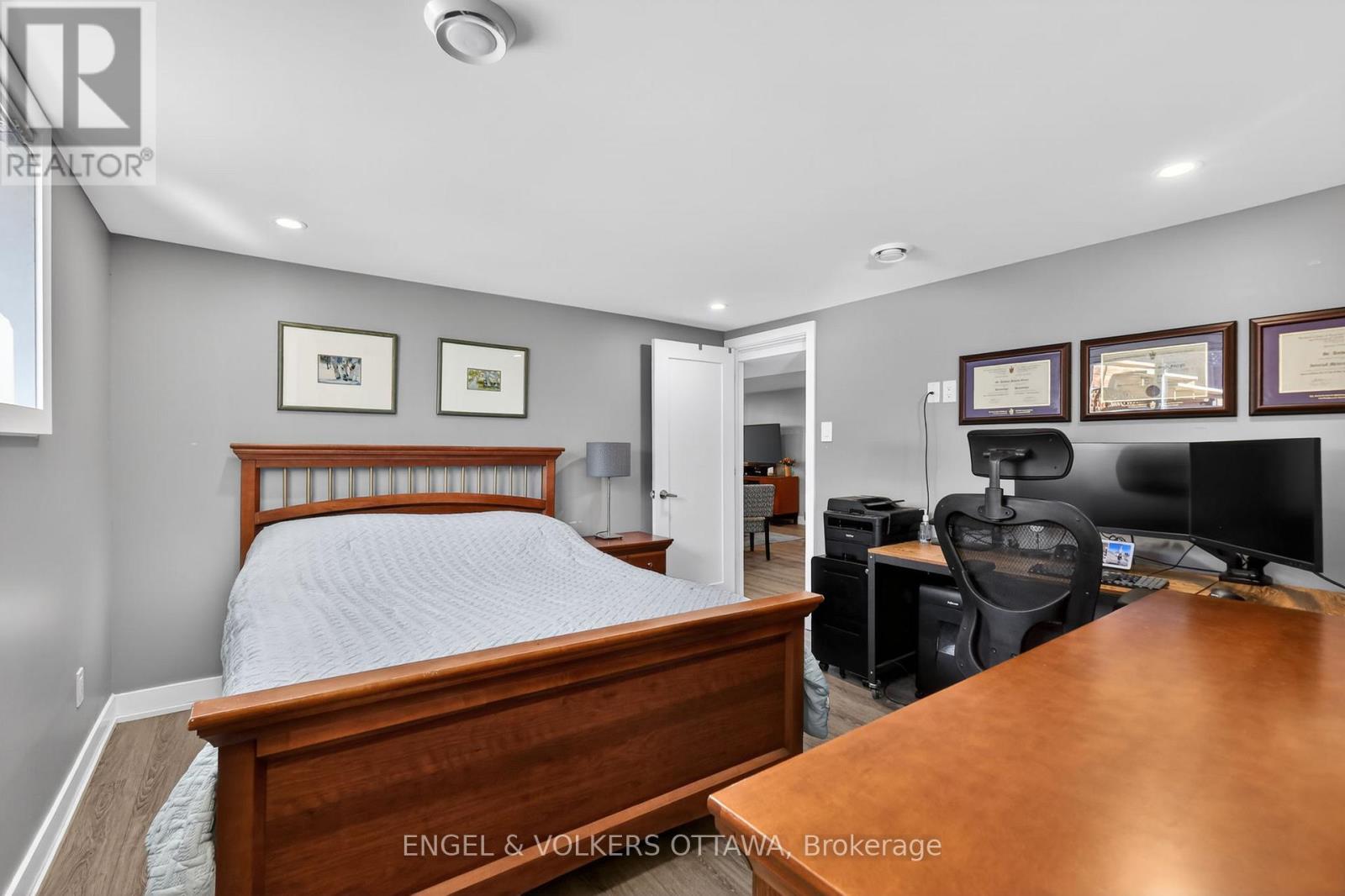 754 Cork Street, Ottawa, Ontario  K1G 1X9 - Photo 32 - X13051728