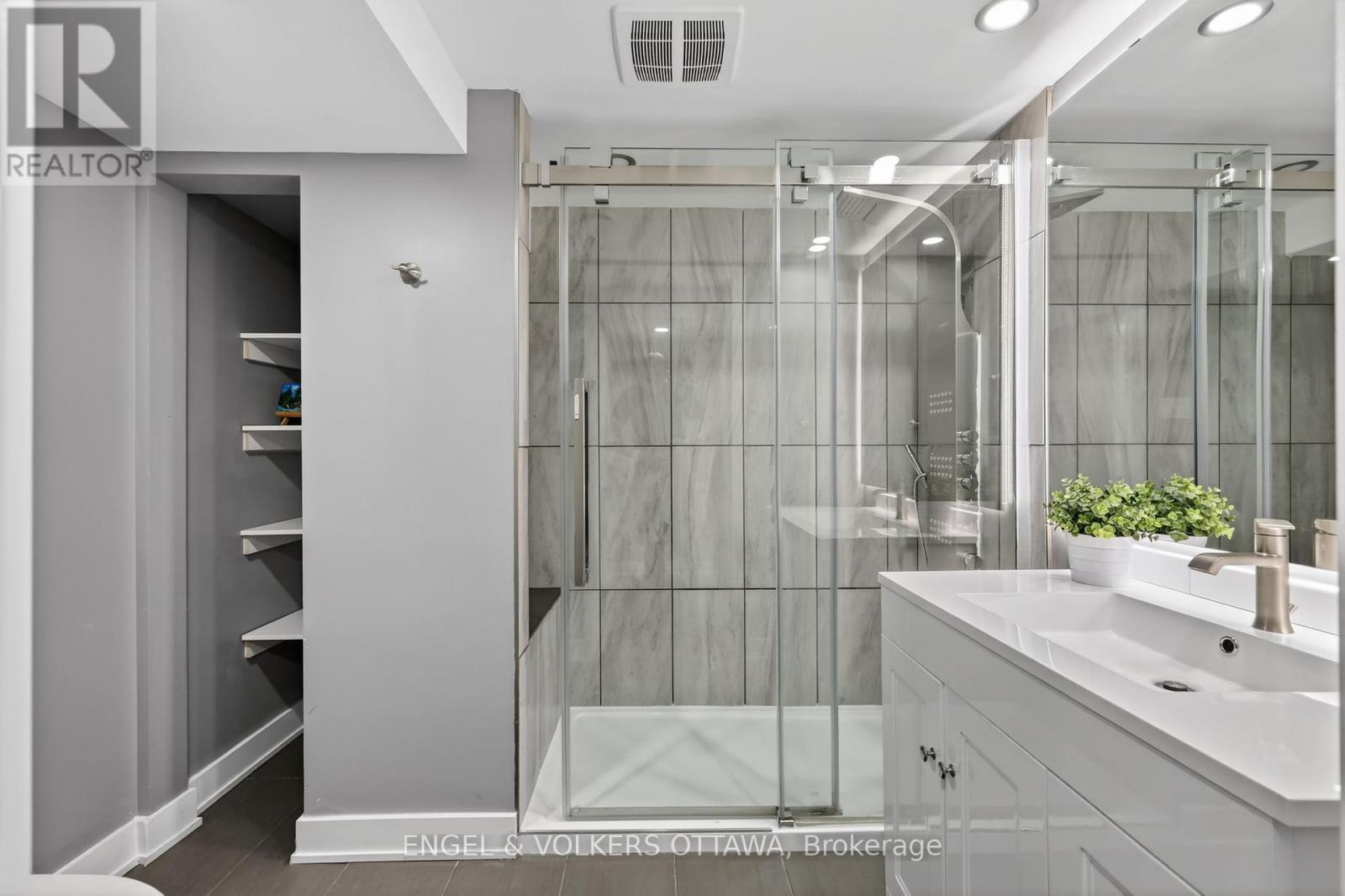 754 Cork Street, Ottawa, Ontario  K1G 1X9 - Photo 33 - X13051728