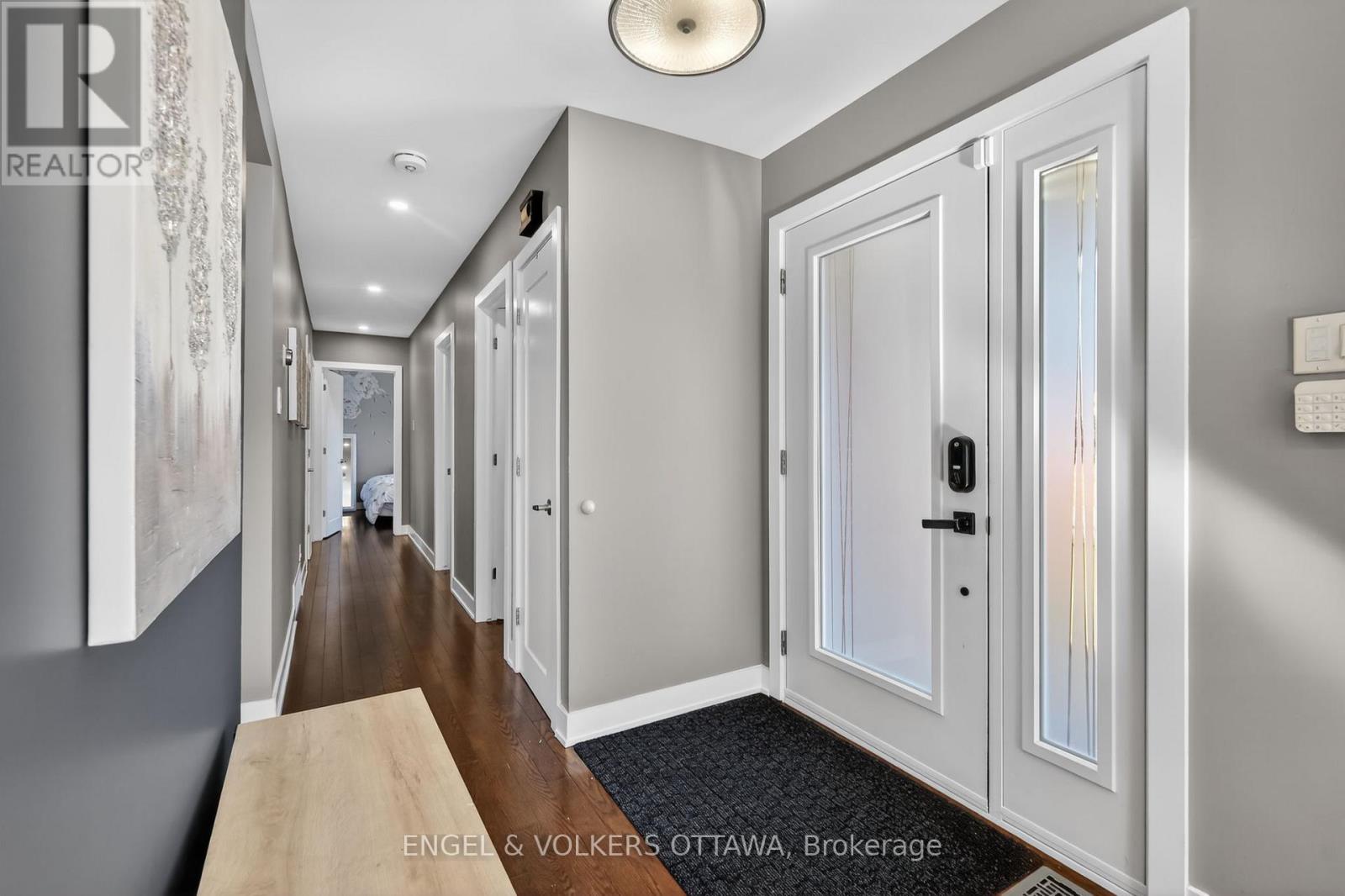 754 Cork Street, Ottawa, Ontario  K1G 1X9 - Photo 4 - X13051728