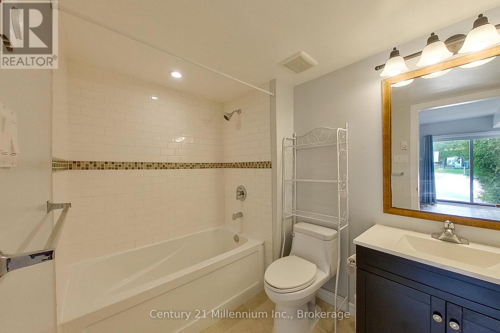 193 - 49 Trott Boulevard, Collingwood, Ontario  L9Y 5B8 - Photo 24 - S13029946