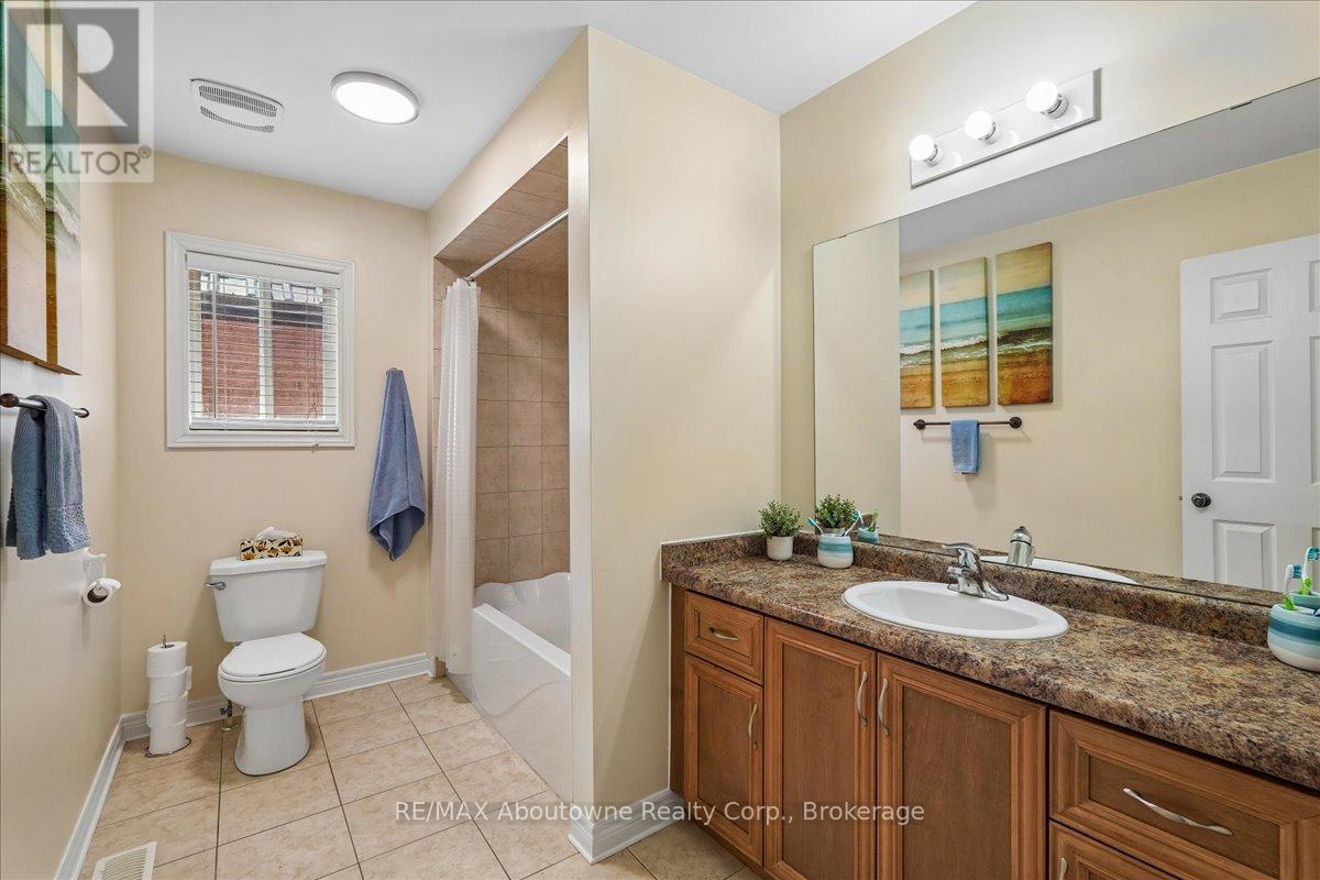 4679 Webb Street, Burlington, Ontario  L7M 0E3 - Photo 36 - W13051632