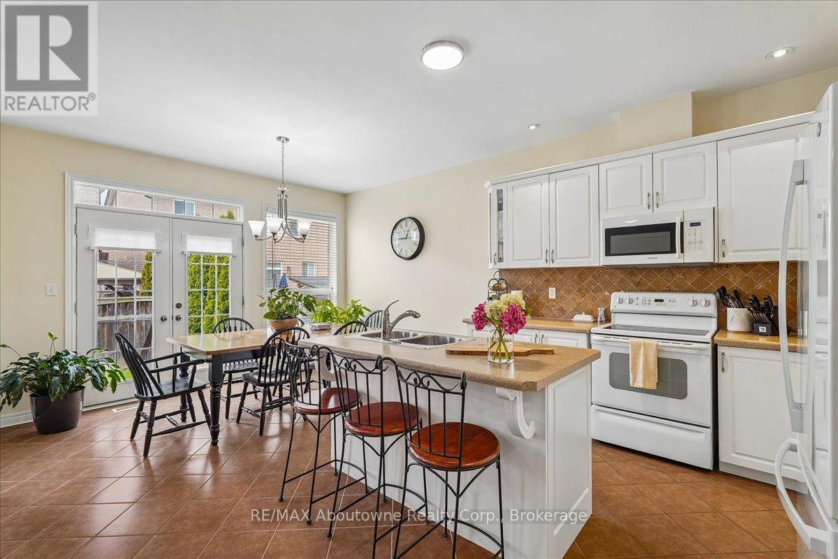 4679 Webb Street, Burlington, Ontario  L7M 0E3 - Photo 9 - W13051632