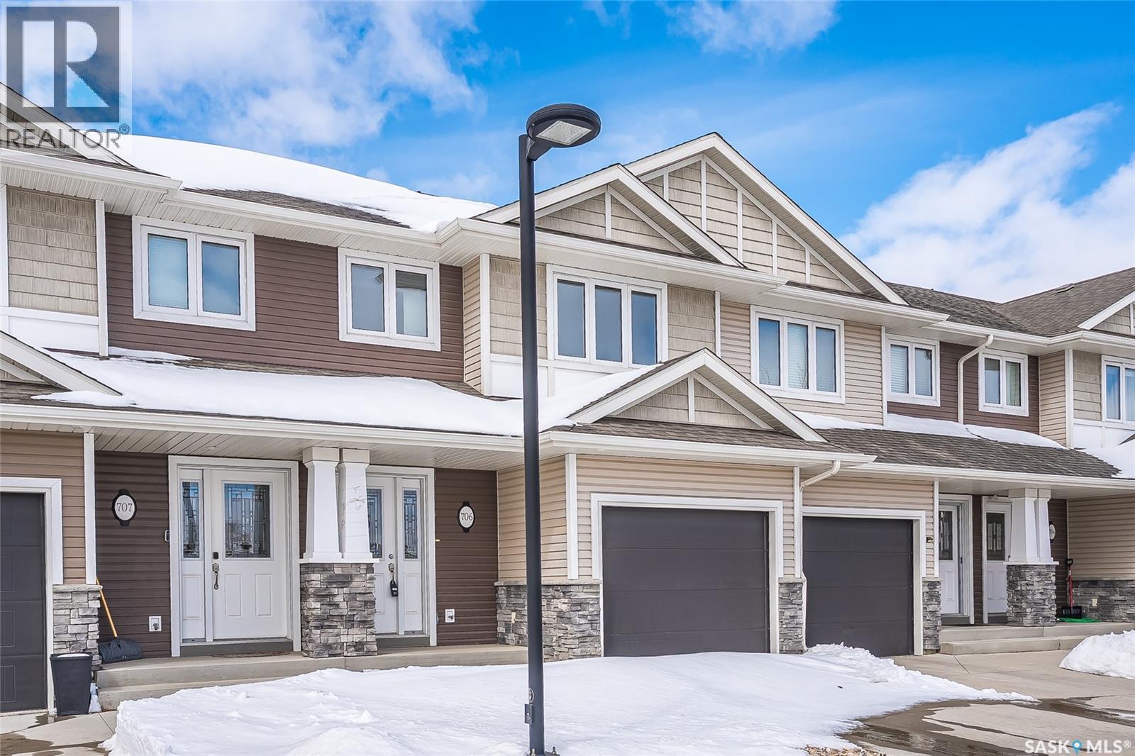 706 250 Palliser Court, Saskatoon, Saskatchewan  S7L 4Y6 - Photo 2 - SK034015