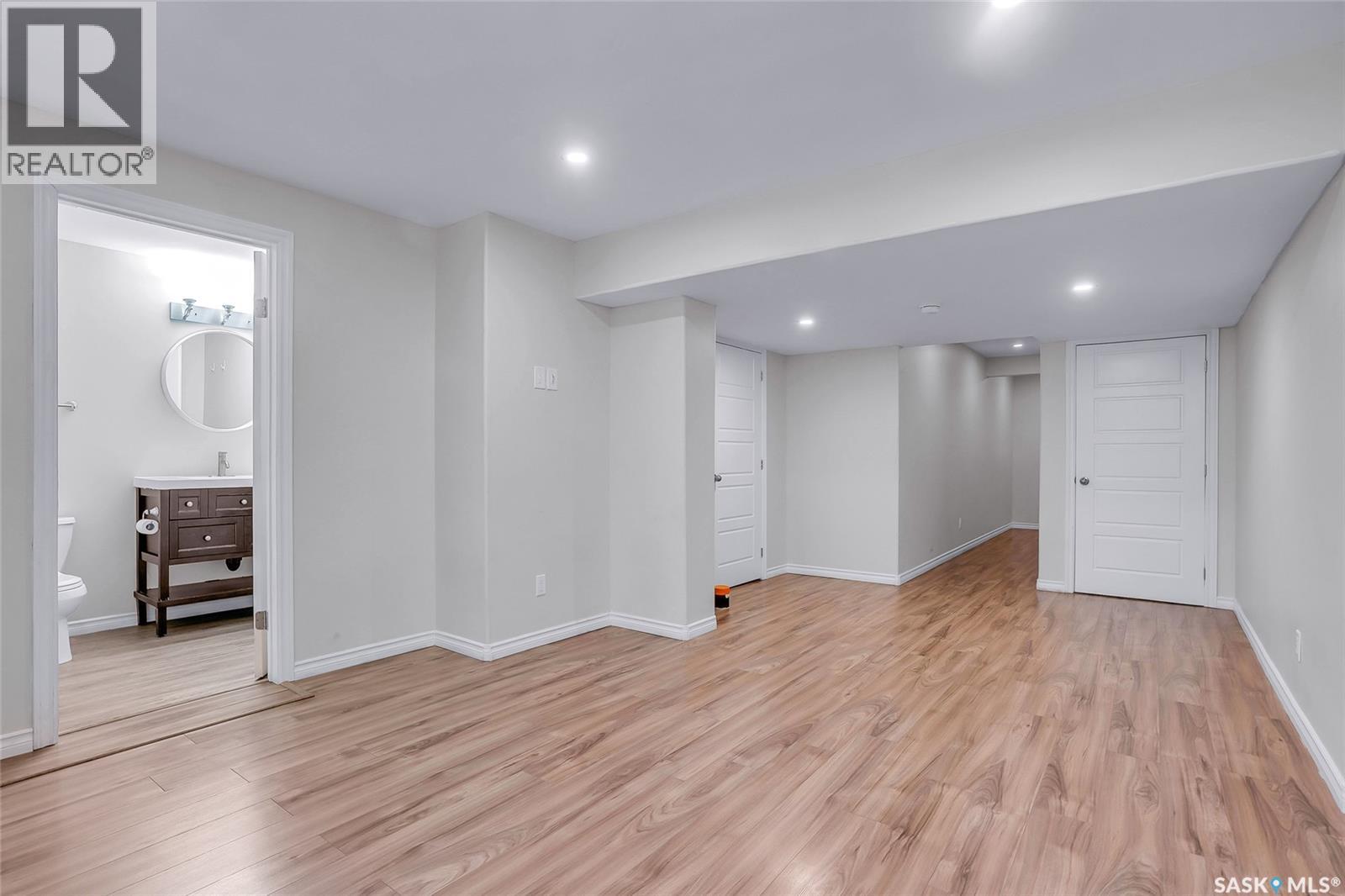 706 250 Palliser Court, Saskatoon, Saskatchewan  S7L 4Y6 - Photo 33 - SK034015