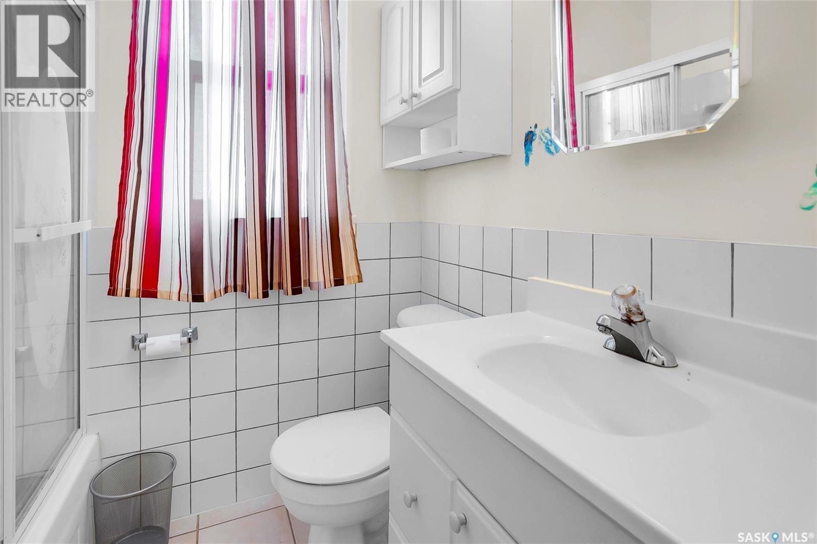 1532 Cairns Avenue, Saskatoon, Saskatchewan  S7H 2H6 - Photo 38 - SK034014