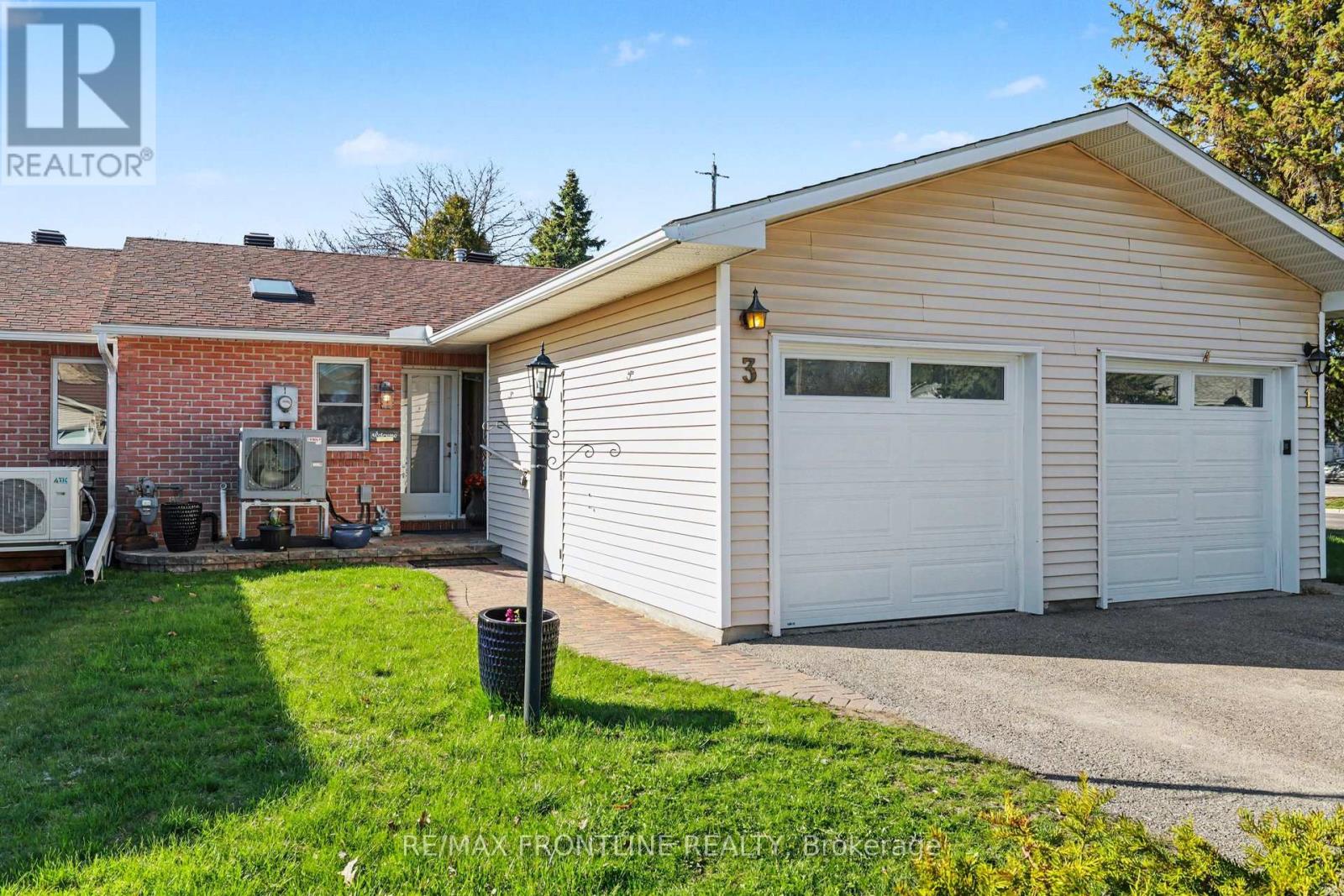 3 Lally Lane, Perth, Ontario  K7H 0B2 - Photo 1 - X13049148