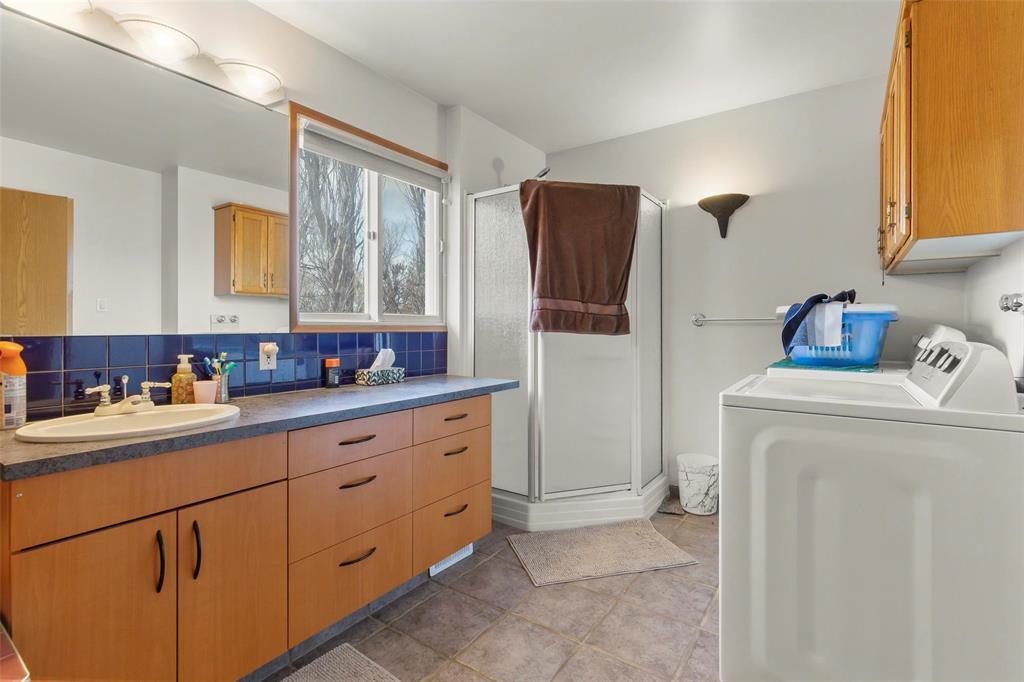 64 Giesbrecht Street, Steinbach, Manitoba  R5G 2B7 - Photo 19 - 202608517