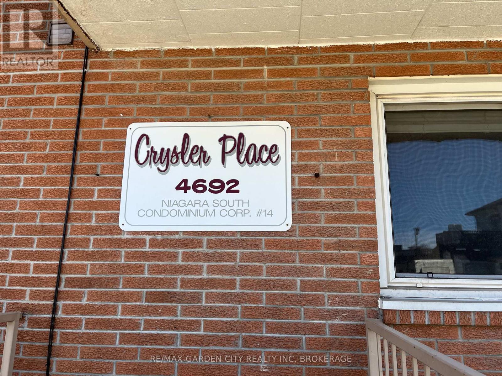 302 - 4692 Crysler Avenue, Niagara Falls, Ontario  L2E 3V8 - Photo 1 - X13049178