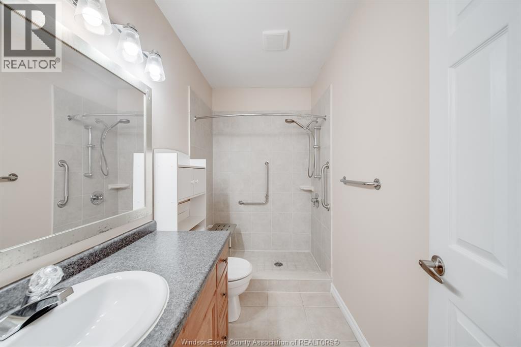 1054 Oak Street, Windsor, Ontario  N9A 5G4 - Photo 13 - 26008784