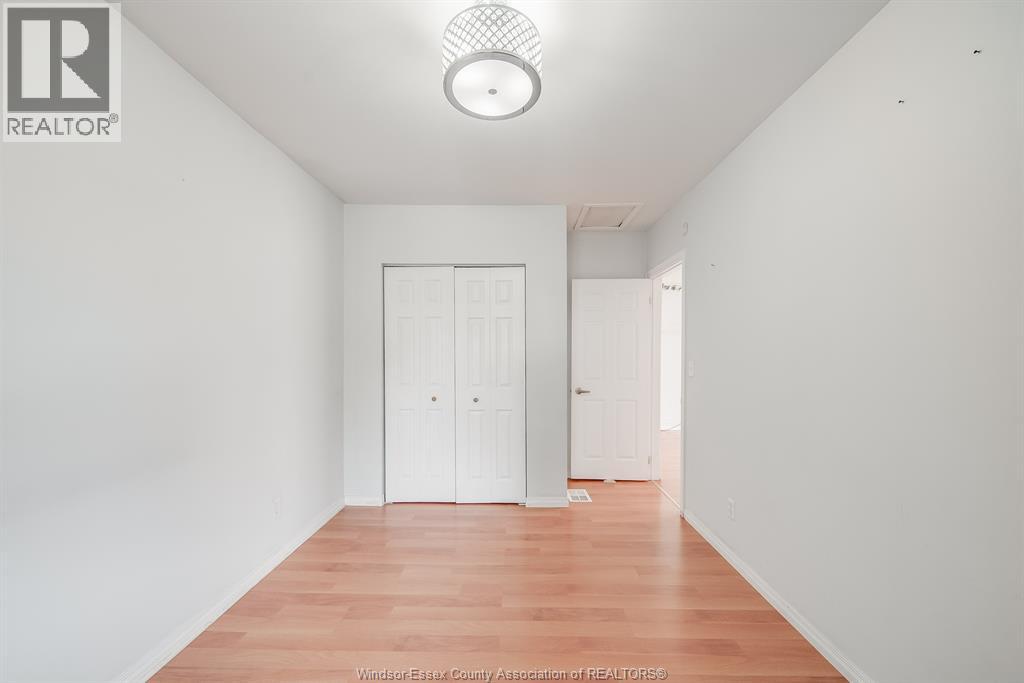 1054 Oak Street, Windsor, Ontario  N9A 5G4 - Photo 15 - 26008784