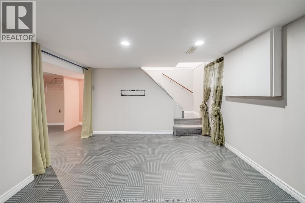 1054 Oak Street, Windsor, Ontario  N9A 5G4 - Photo 24 - 26008784