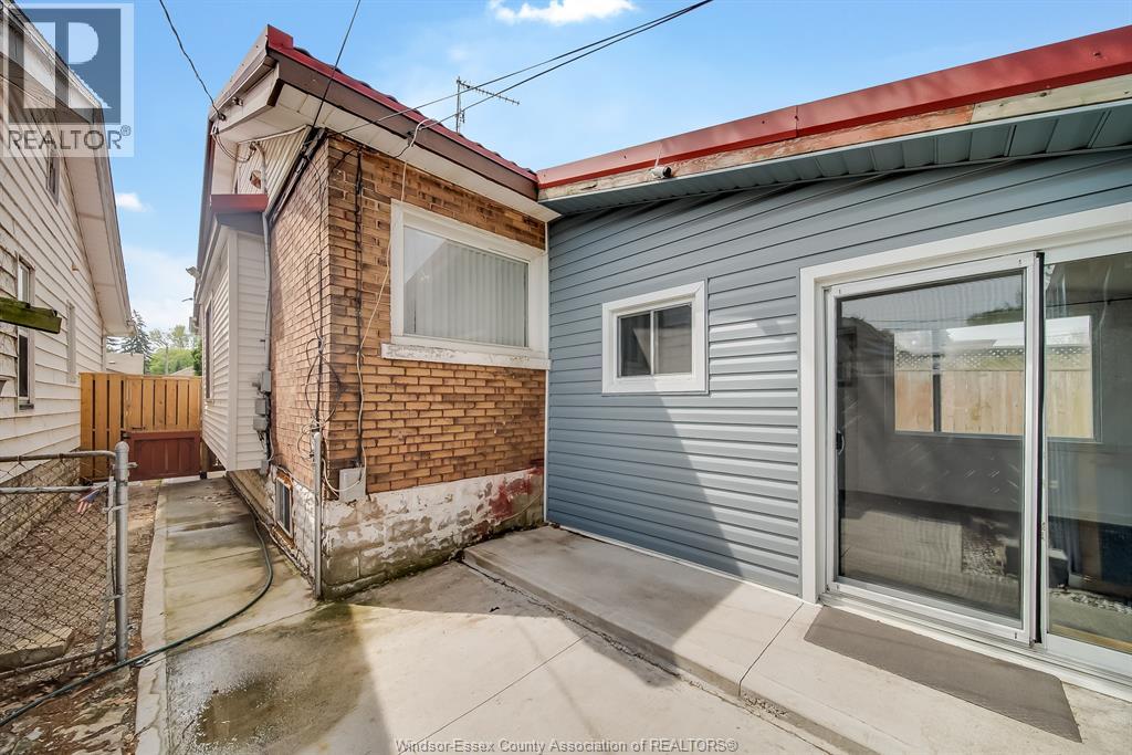 1054 Oak Street, Windsor, Ontario  N9A 5G4 - Photo 37 - 26008784