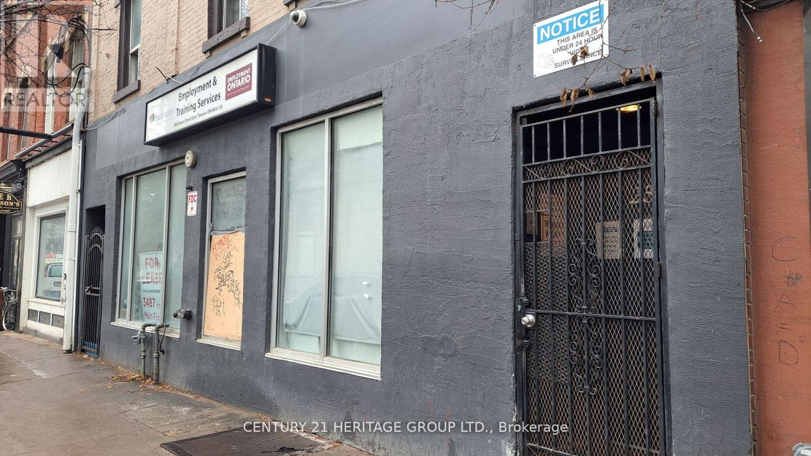 248 Queen Street E, Toronto, Ontario  M5A 1S3 - Photo 4 - C13051604