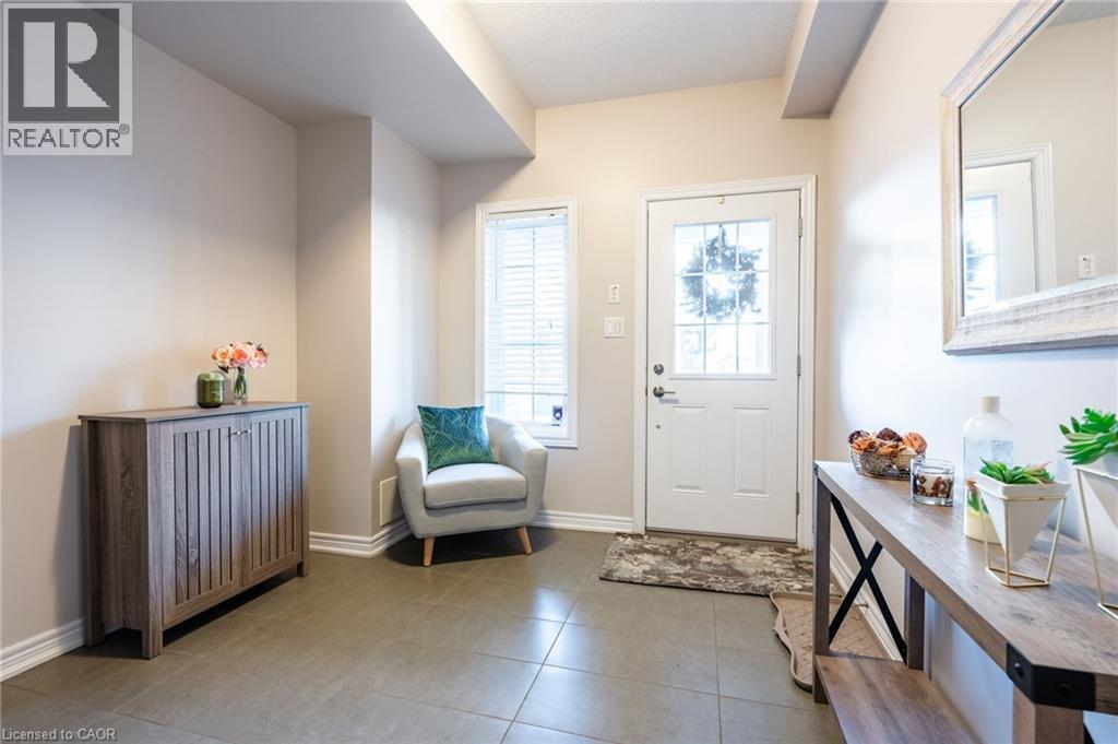 215 Dundas Street E Unit# 24, Waterdown, Ontario  L8B 0X1 - Photo 3 - 40824798