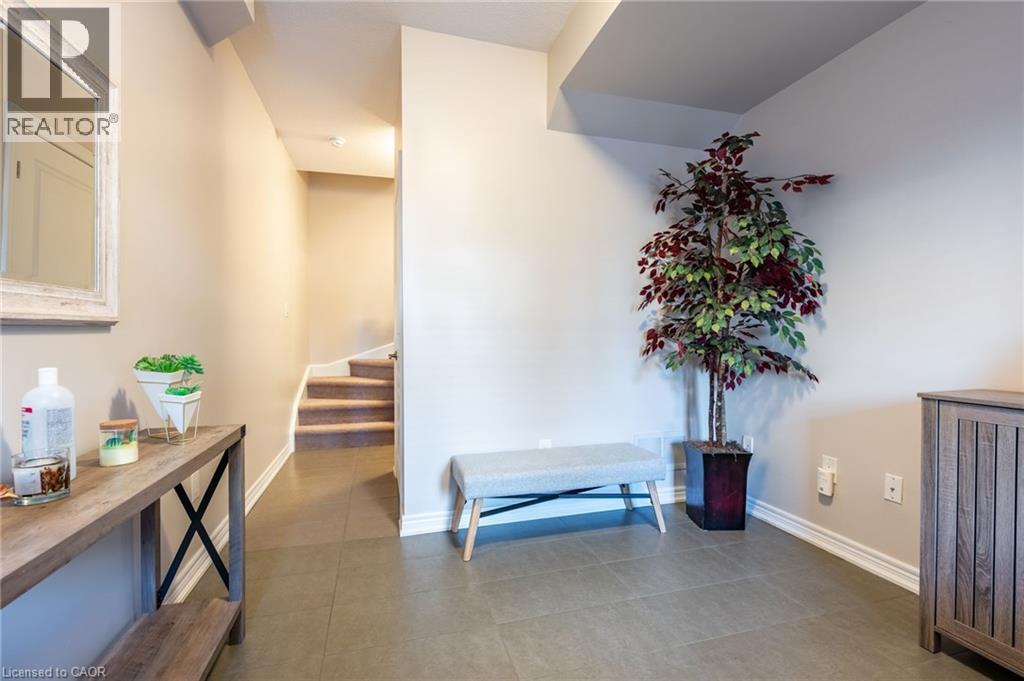 215 Dundas Street E Unit# 24, Waterdown, Ontario  L8B 0X1 - Photo 4 - 40824798