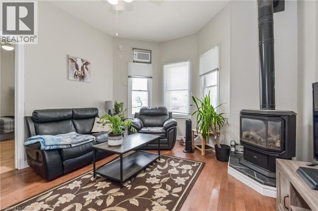 213 Main Street E, Palmerston, Ontario  N0G 2P0 - Photo 15 - 40824746