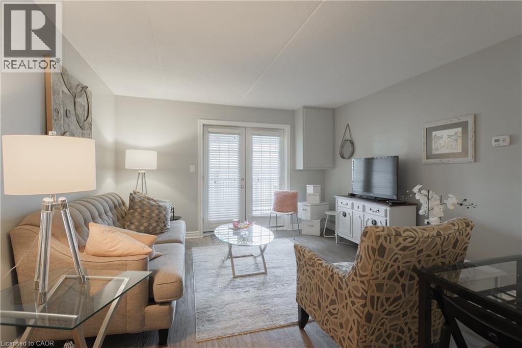 2040 CLEAVER Avenue Unit# 218, Burlington, Ontario