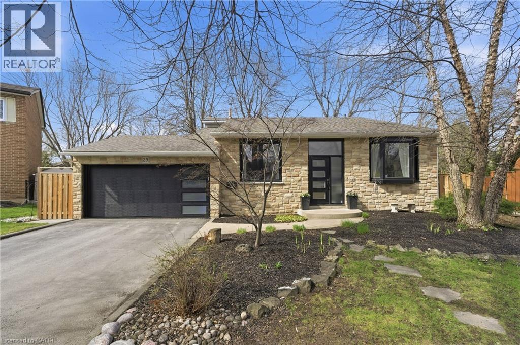 29 MELISSA Crescent, Hamilton, Ontario