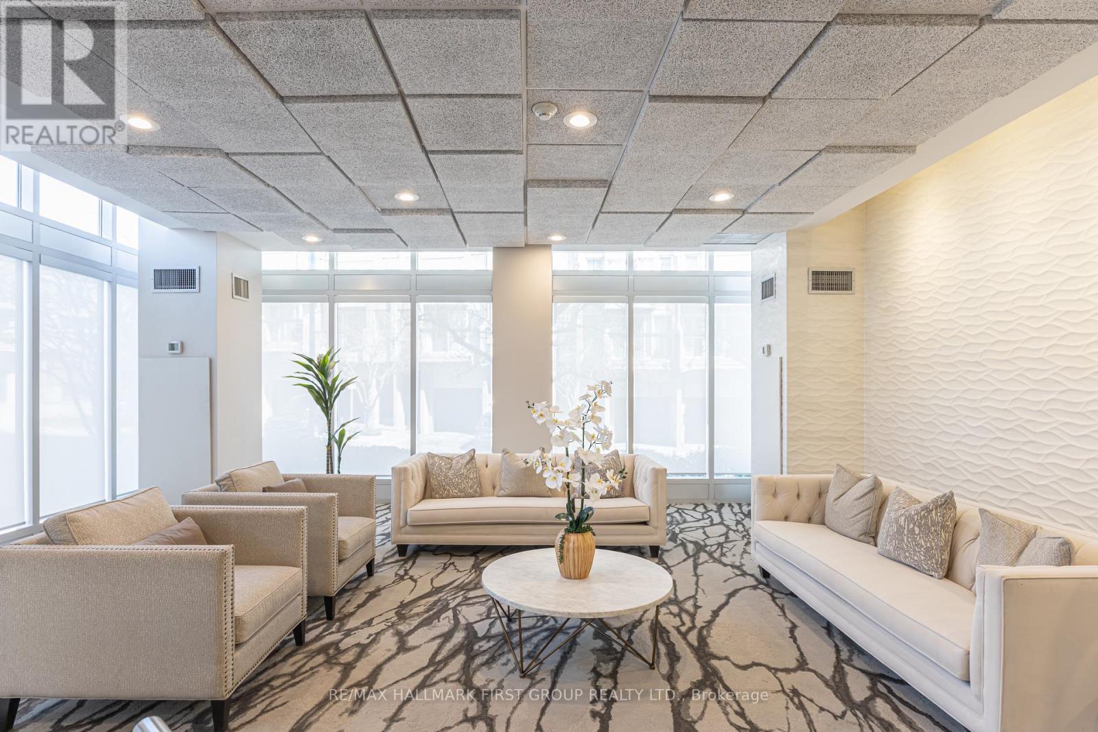 110 - 25 Cumberland Lane, Ajax, Ontario  L1S 7K1 - Photo 3 - E13051654