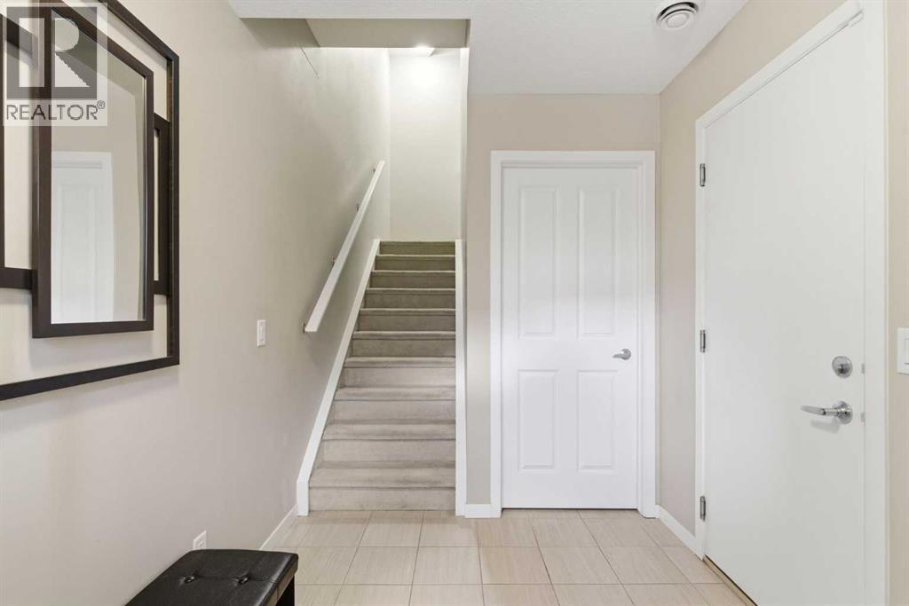 150 Copperpond Villas Se, Calgary, Alberta  T2Z 5B8 - Photo 2 - A2304949