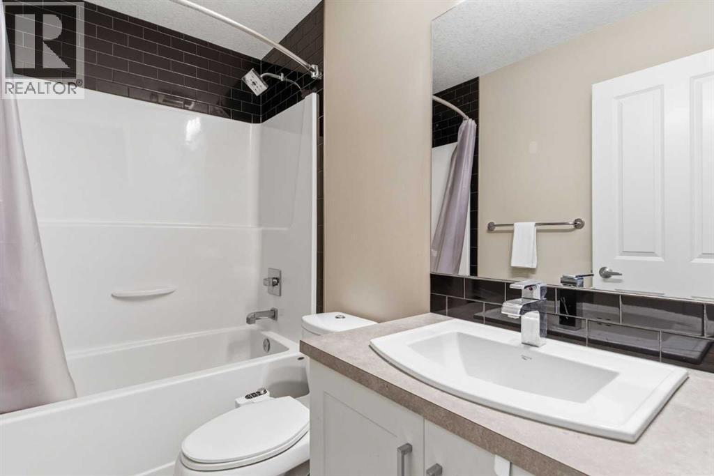 150 Copperpond Villas Se, Calgary, Alberta  T2Z 5B8 - Photo 32 - A2304949