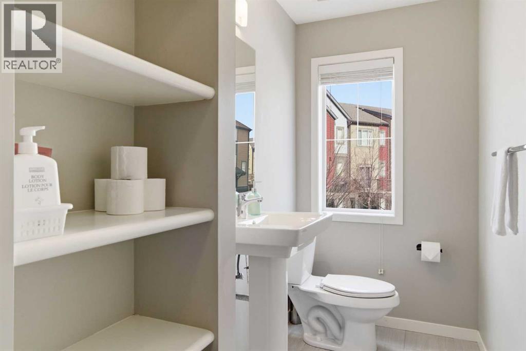 150 Copperpond Villas Se, Calgary, Alberta  T2Z 5B8 - Photo 19 - A2304949