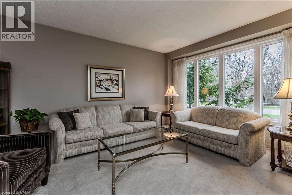 1141 Crofton Way, Burlington, Ontario  L7P 3A8 - Photo 7 - 40821931