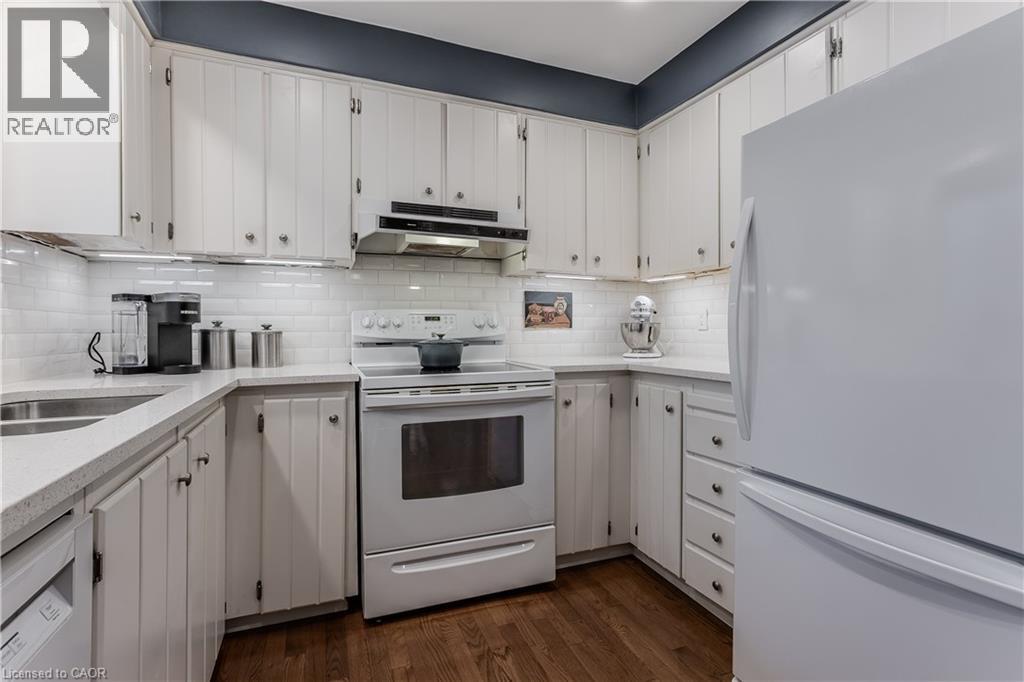 1141 Crofton Way, Burlington, Ontario  L7P 3A8 - Photo 13 - 40821931