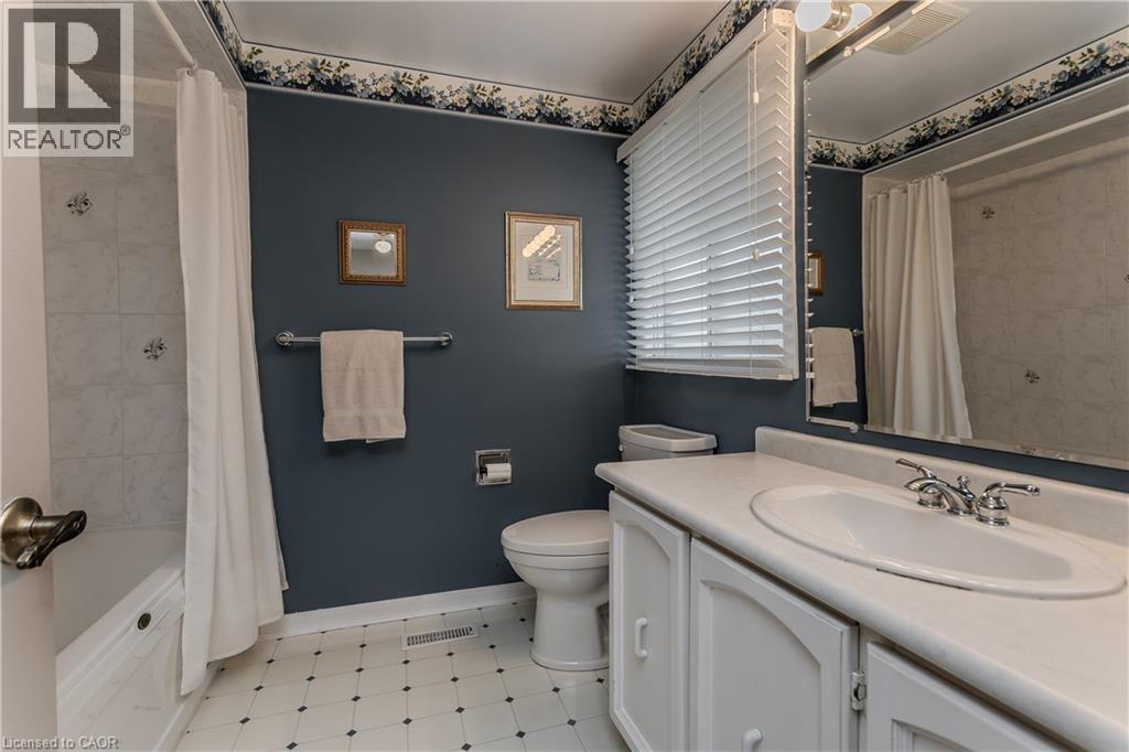 1141 Crofton Way, Burlington, Ontario  L7P 3A8 - Photo 25 - 40821931