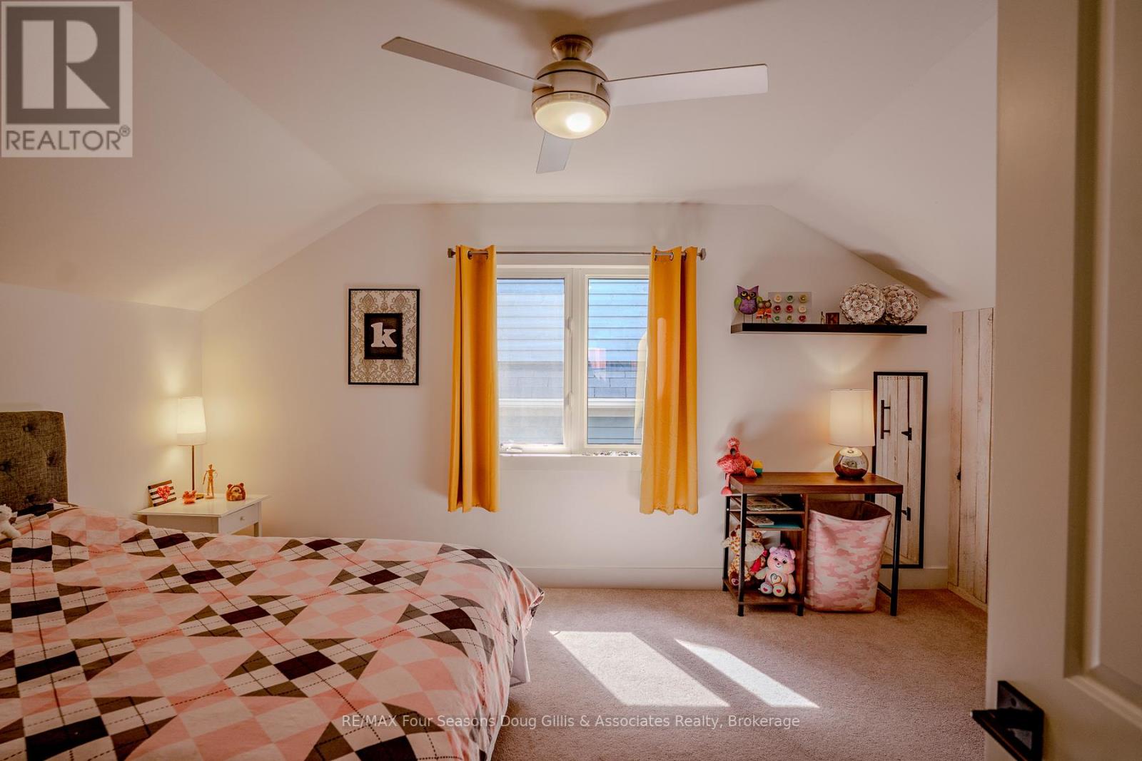 44 Hughes Street, Collingwood, Ontario  L9Y 0W7 - Photo 9 - S13051506