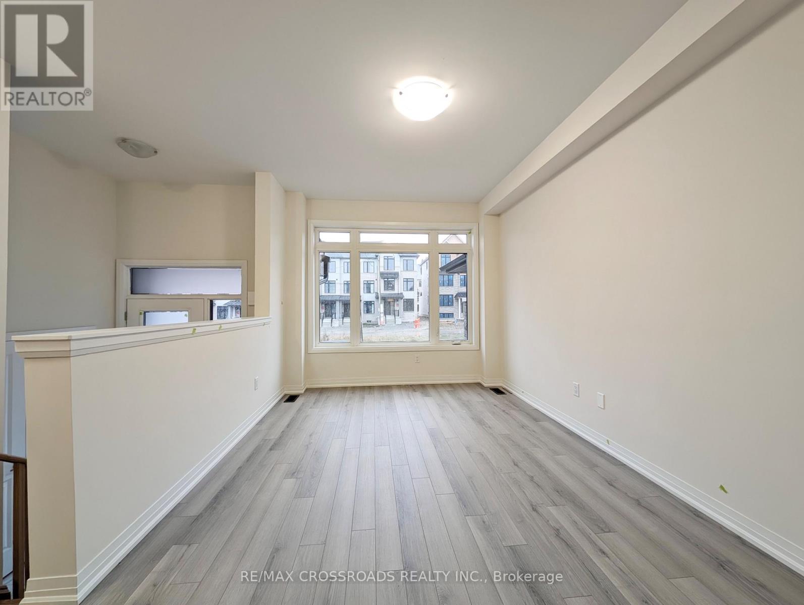 2731 Peter Matthews Drive, Pickering, Ontario  L1X 0M2 - Photo 4 - E13051612