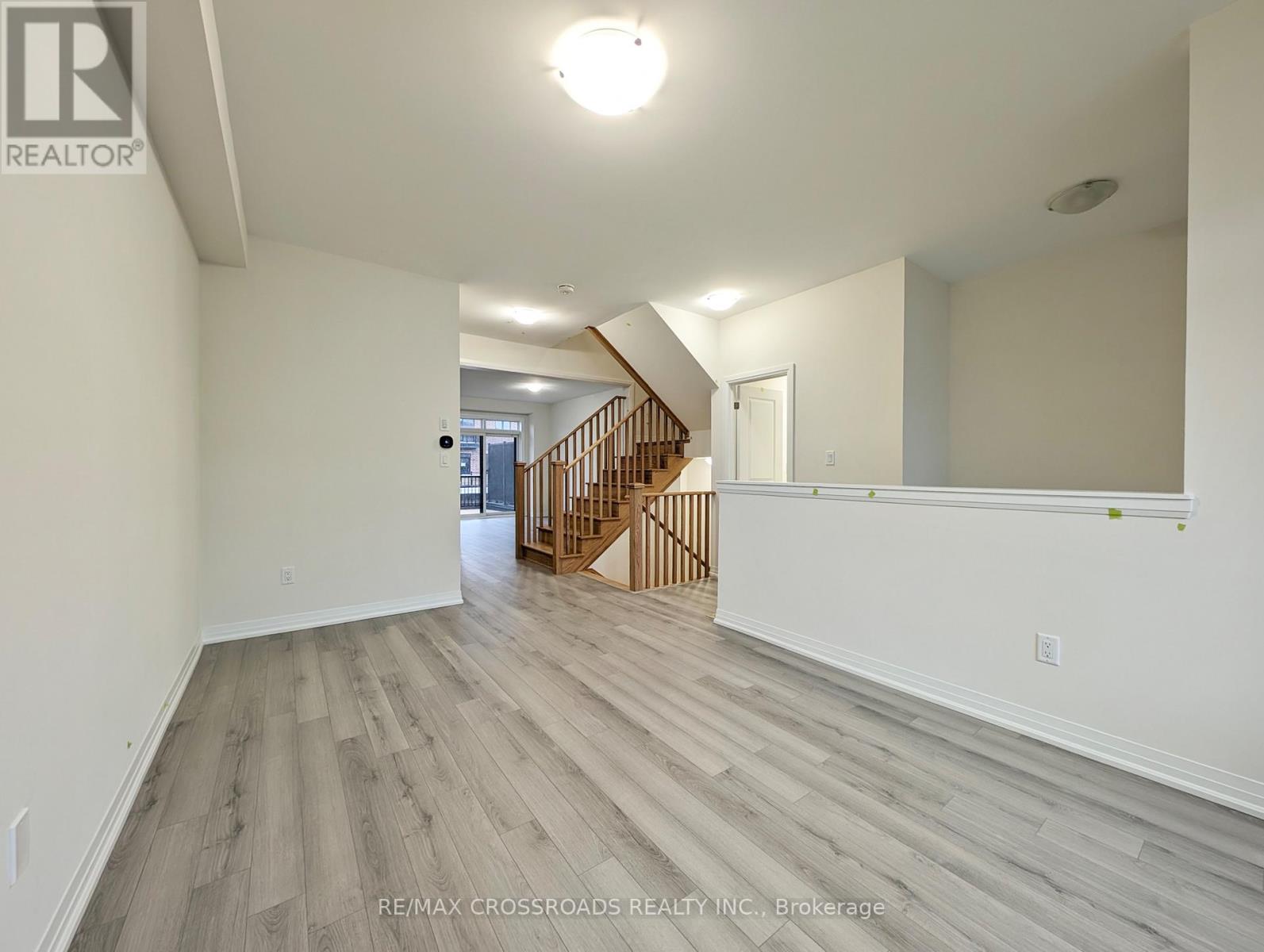 2731 Peter Matthews Drive, Pickering, Ontario  L1X 0M2 - Photo 5 - E13051612