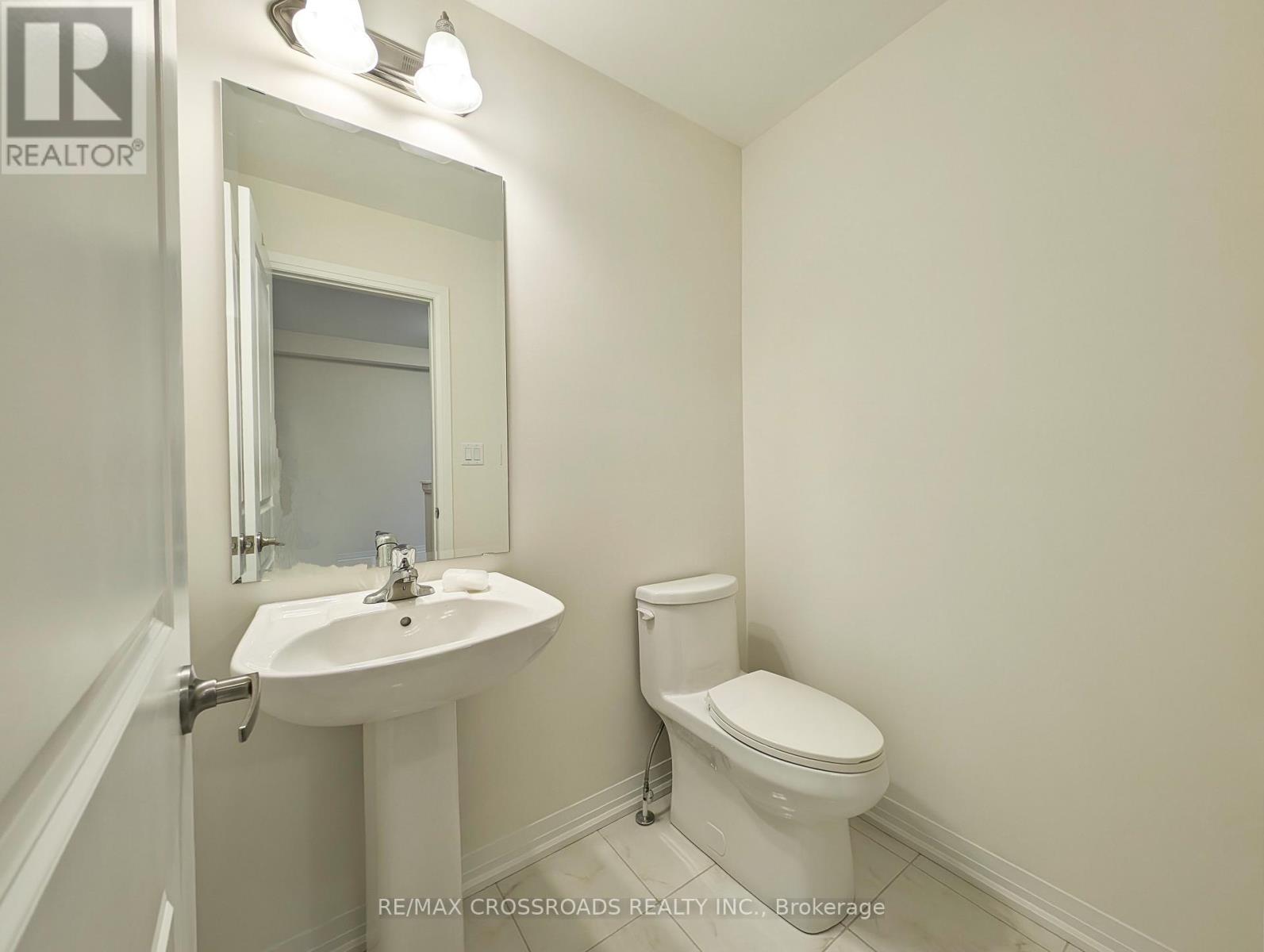 2731 Peter Matthews Drive, Pickering, Ontario  L1X 0M2 - Photo 7 - E13051612