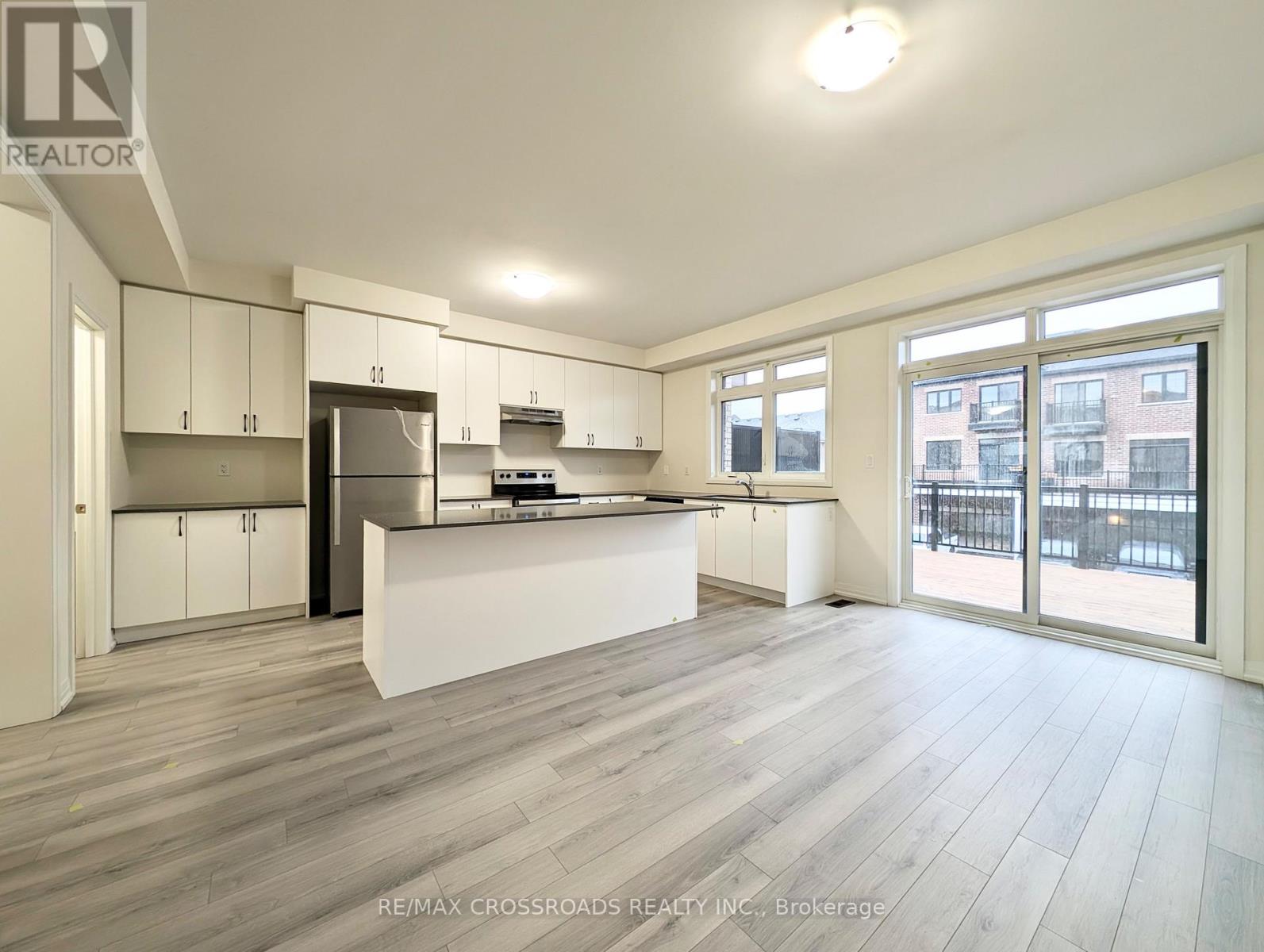 2731 Peter Matthews Drive, Pickering, Ontario  L1X 0M2 - Photo 9 - E13051612