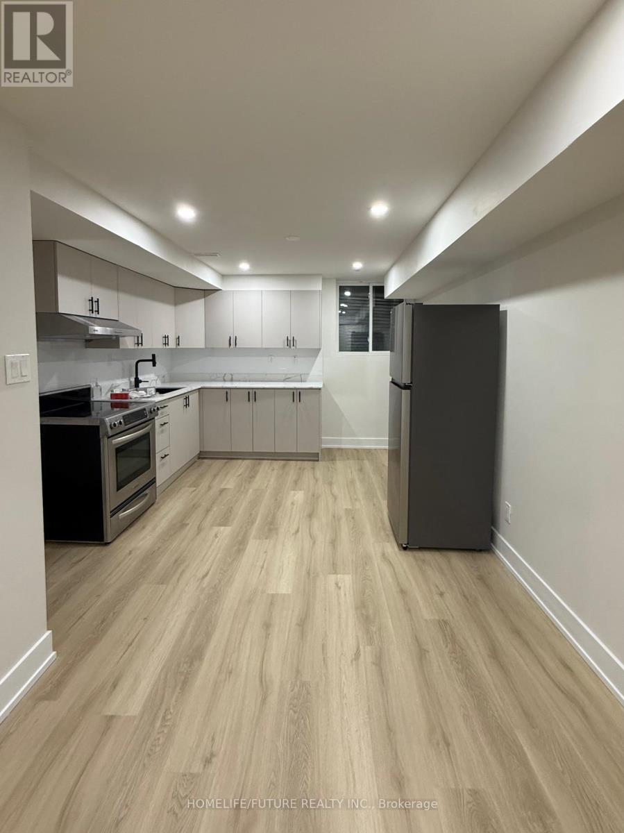 BSMT - 304 WINDFIELDS FARM DRIVE, Oshawa, Ontario