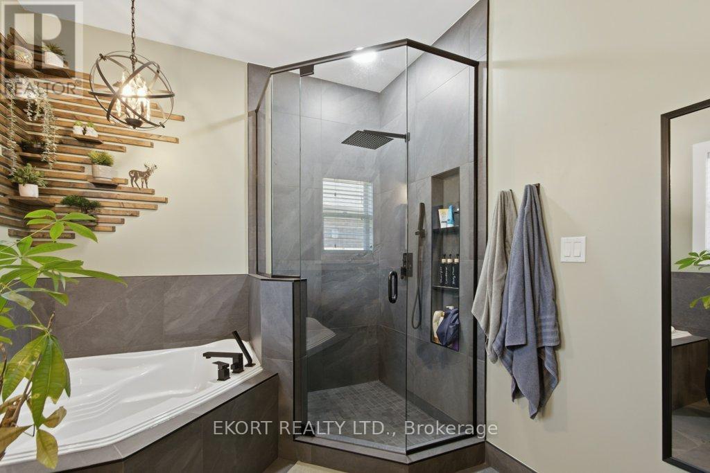 12 Hunter Place, Belleville, Ontario  K8P 0A2 - Photo 17 - X13051634